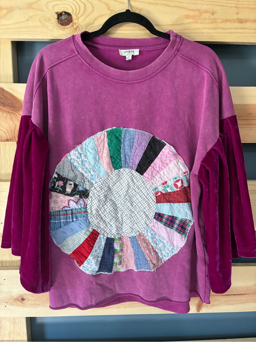 Upcycled Umgee Magenta Patchwork
w/Velvet Bell Sleeves Best for M-XL - Picture 2 of 5